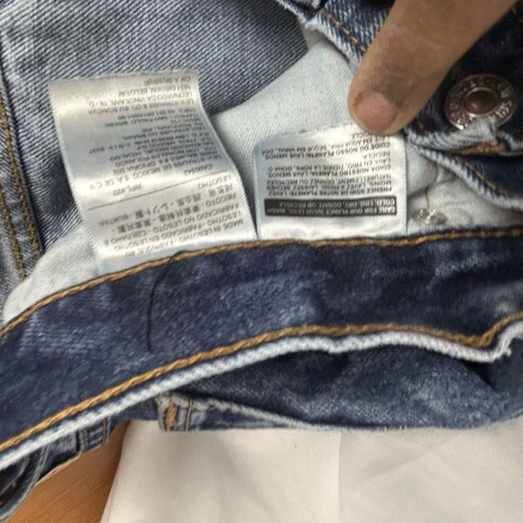 Levi Jeans 550 Mens Size 36x36 Straight Leg Blue Denim - Picture 10 of 11